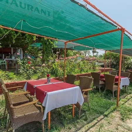 Blue Heaven Отель