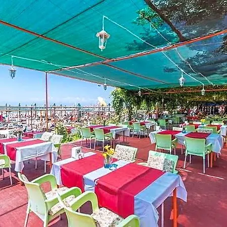 Hotel Blue Heaven 3*